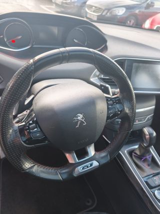 Peugeot 308 2015 180CV GT