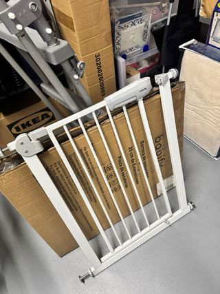 Barrera seguridad bebé extensible sin tornillos