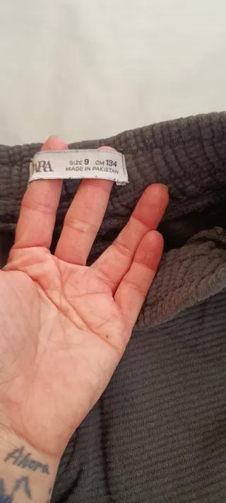 Lote 2 pantalones cortos niño de 9 a 10 años