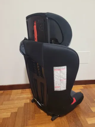 Alzador con respaldo y isofix Grupo 2-3