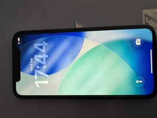 iPhone 11 256GB Morado