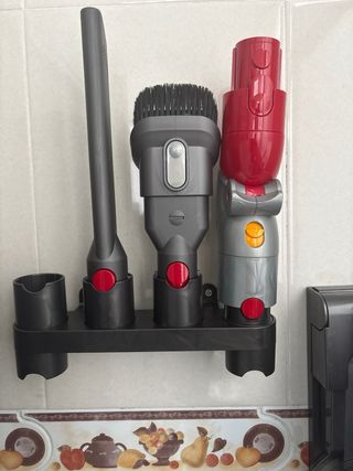 Supporto a parete per aspirapolvere Dyson + accessori