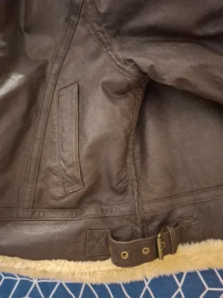Cazadora aviador piel forrada.
