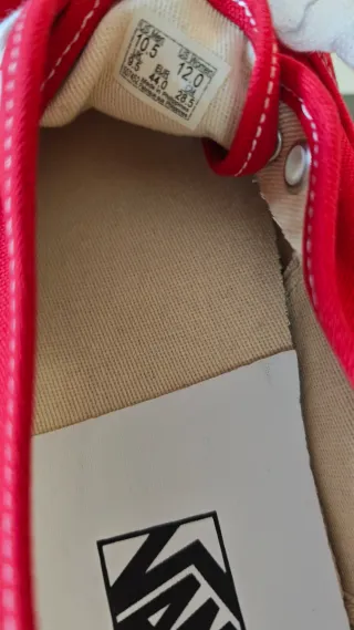 Zapatillas Vans Authentic Rojas Talla 44.