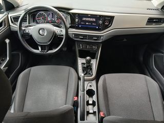 VOLKSWAGEN Polo TSI Advance