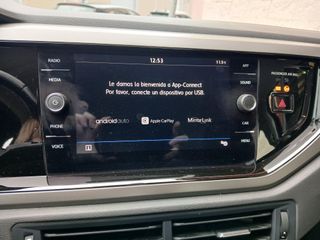 VOLKSWAGEN Polo TSI Advance