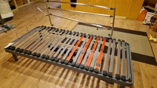 Cama articulada eléctrica metálica