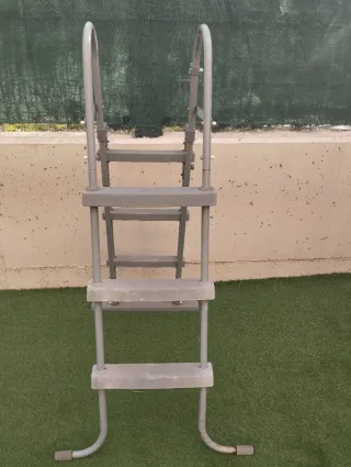 Escalera Piscina Bestway Gris