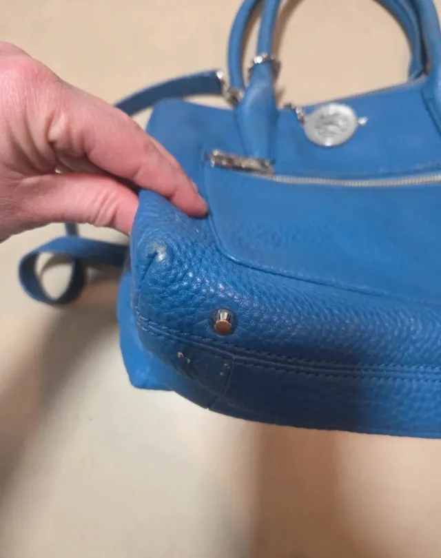 Bolso azul piel DKNY