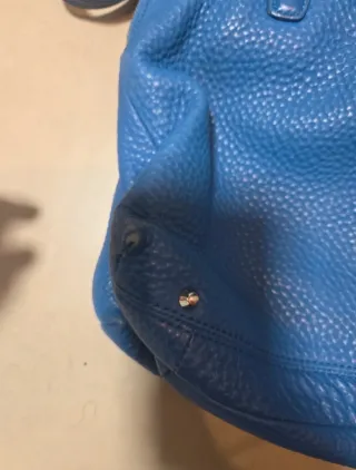 Bolso azul piel DKNY