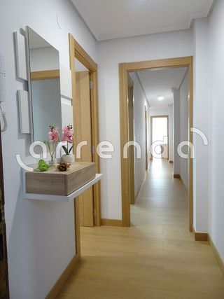 Piso en alquiler en Cuatro Caminos en Santander