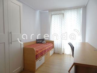 Piso en alquiler en Cuatro Caminos en Santander