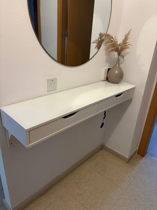 Mueble de entrada Ikea blanco