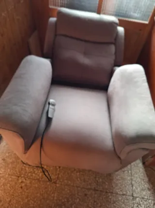 Sillón reclinable de tapicería lavable