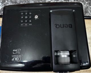 Proyector BenQ MP515 con caja, manuales y cables