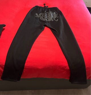 Pantalón chándal Syna World negro