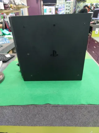 Consola Sony PS4 Pro 1TB Negra