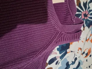 Jersey Hollister Morado Talla L