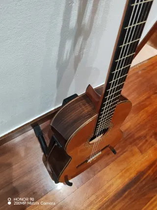 Guitarra clásica palo santo
