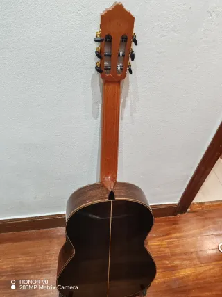 Guitarra clásica palo santo