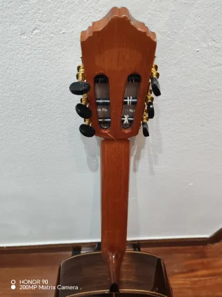 Guitarra clásica palo santo