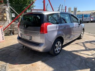 Peugeot 5008 eHDI 7 PLAZAS