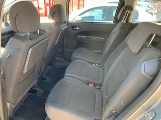 Peugeot 5008 eHDI 7 PLAZAS