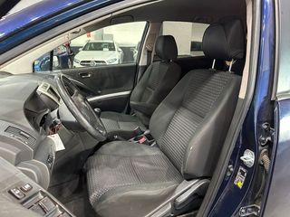Toyota Corolla Verso 2.2 D  136 CV