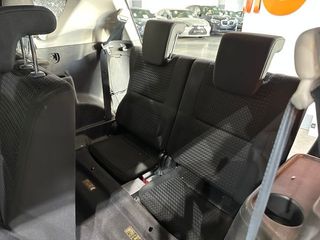 Toyota Corolla Verso 2.2 D  136 CV