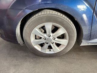 Toyota Corolla Verso 2.2 D  136 CV