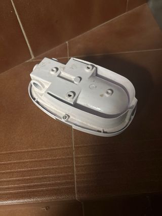 Aplique estanco transparente y blanco