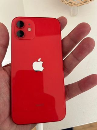 iPhone 12 Rojo