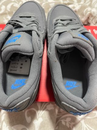 Nike Air Max 90 Gris y Azul