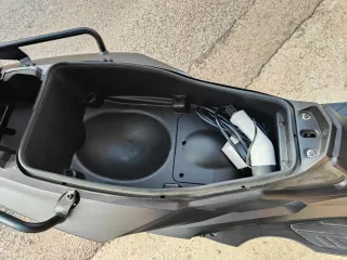 Moto Eléctrica Nerva Exe Negra/Gris