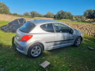 Peugeot 207 2006
