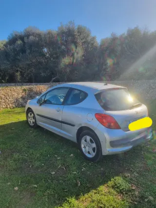 Peugeot 207 2006