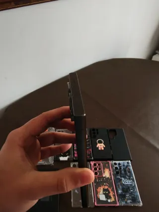 Samsung S24 Ultra 1TB + SPen + Cargador