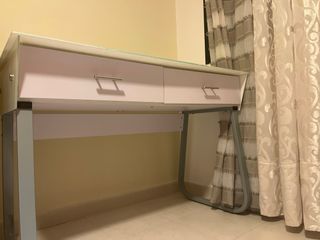 Escritorio cristal templado con 2 cajones