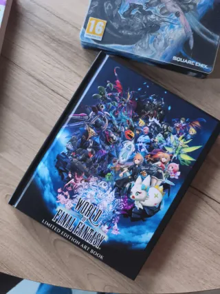 PS4 Slim 1TB LUNA EDITION / Pack