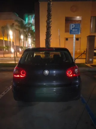 Volkswagen Golf 2004