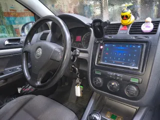 Volkswagen Golf 2004