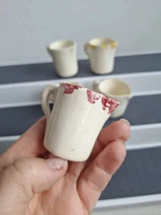 Juguete antiguo jarritas