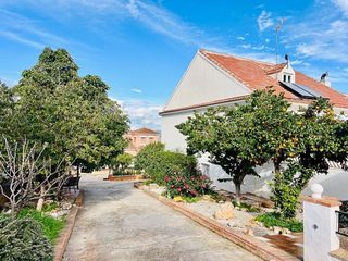 Chalet en venta en Pinos de Alhaurín - Periferia en Alhaurín de la Torre