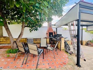 Chalet en venta en Pinos de Alhaurín - Periferia en Alhaurín de la Torre