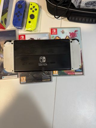Nintendo Switch OLED Blanca + Juegos