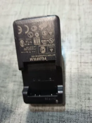 Lote 3 Cámaras Digitales: Airis, Fujifilm, Olympus