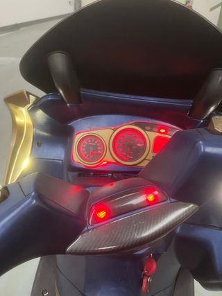 Gilera Nexus 125 Maxi Scooter Azul/Dorado