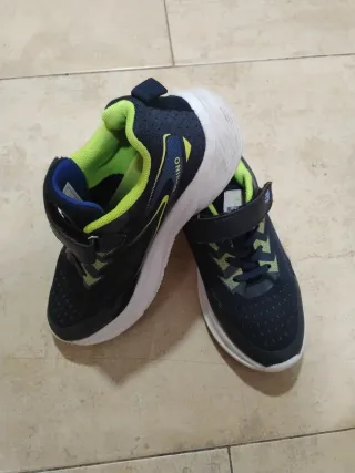 Zapatillas deportivas niño azul y verde