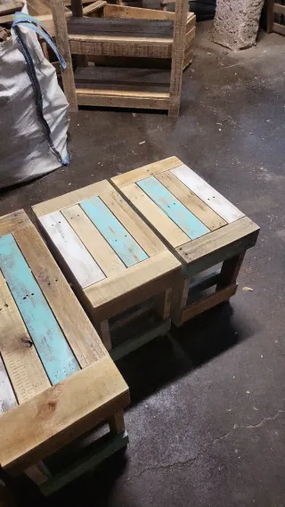 Banco madera reciclada rústico colores