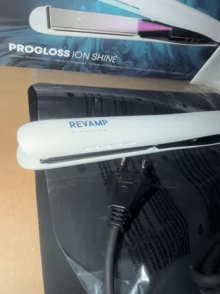 Plancha Pelo Revamp Progloss Ion Shine